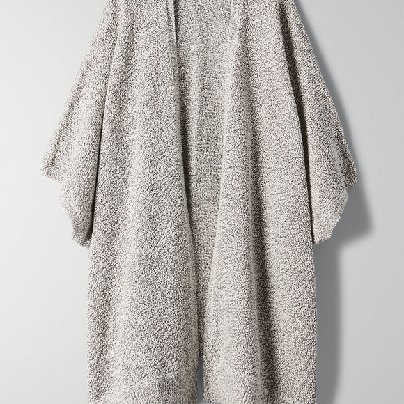 Aritzia Community Ionic Cape - Picture 6 of 6